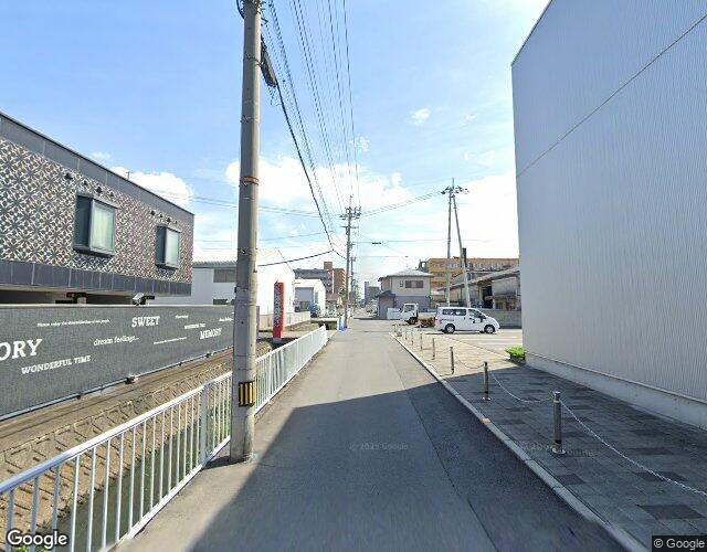 ホテル 夢（詰田川店） 右側からの外観