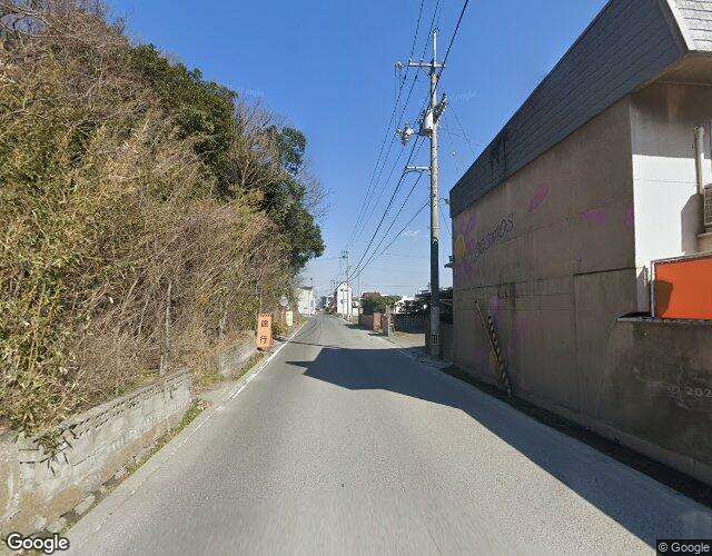 コスモス 右側からの外観