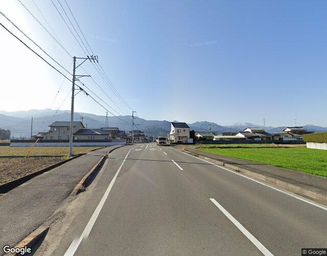 ホテル 天使の隠れ家 西条店 裏側からの外観