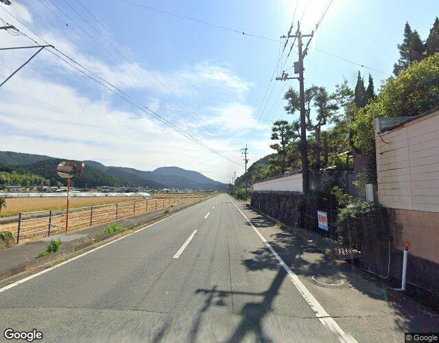 なるせ 裏側からの外観