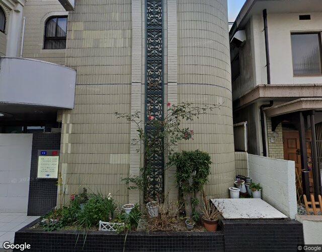 SENSE 裏側からの外観