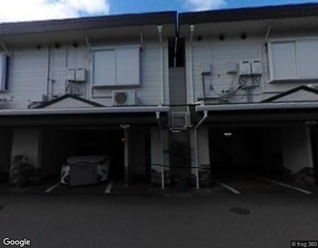 New Port 左側からの外観