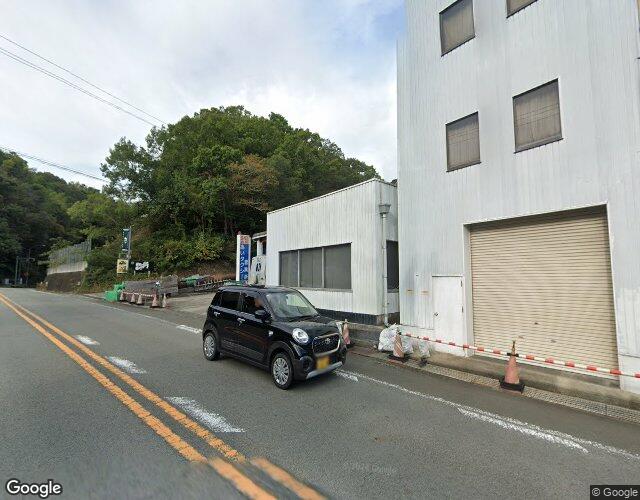 Private Hills Noel 左側からの外観