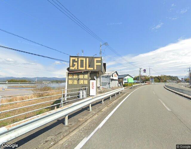 NOCO 右側からの外観
