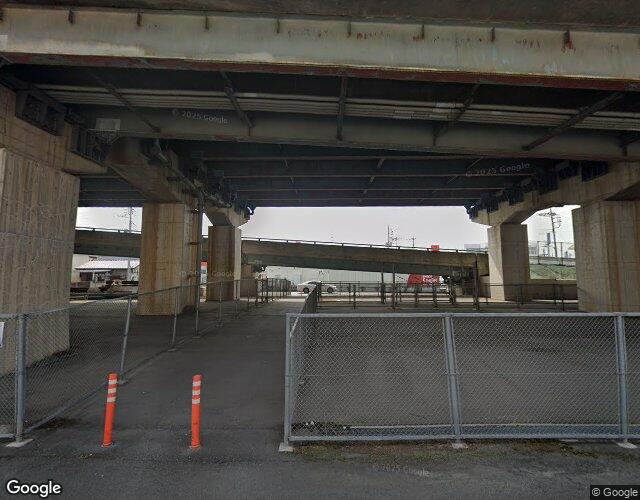 ザ・ロック高崎 裏側からの外観