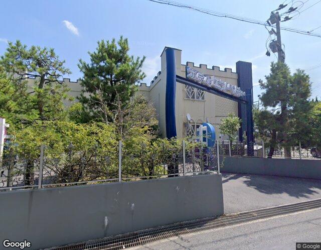 ホテル エンペラー 右側からの外観