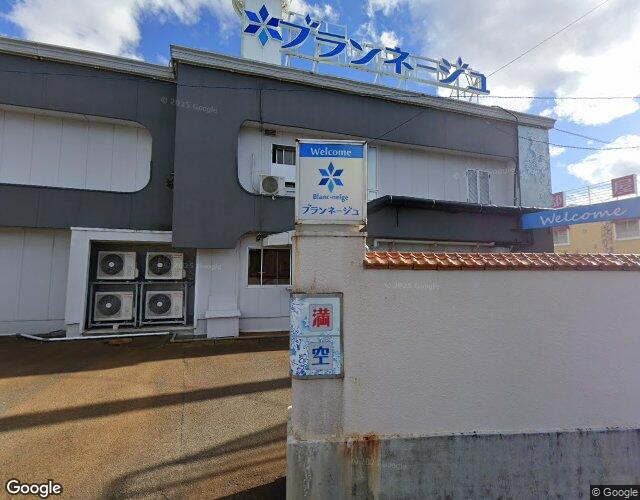 ブランネージュ 裏側からの外観