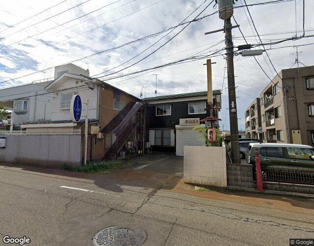 ホテル リアン 左側からの外観