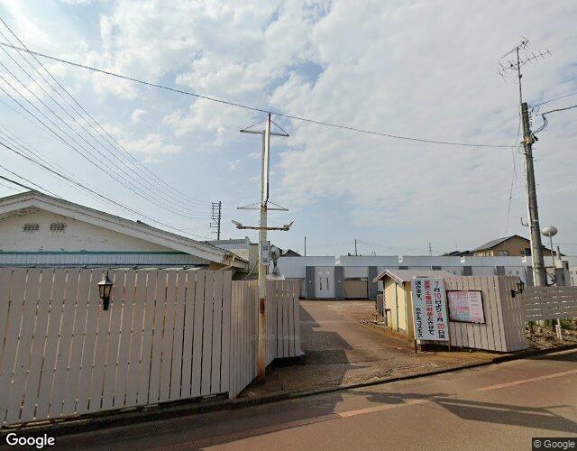 ホワイトコスモスの外観