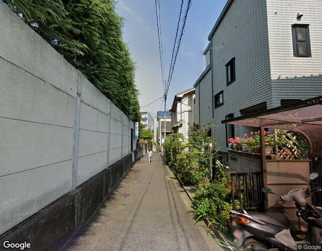 HOTEL FONTANA 右側からの外観