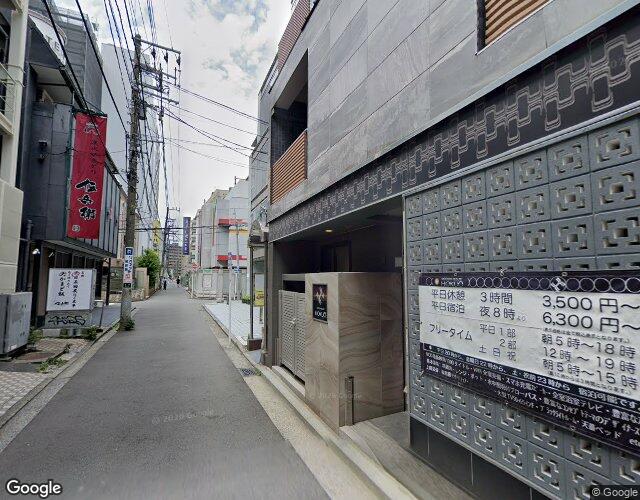 北欧 左側からの外観