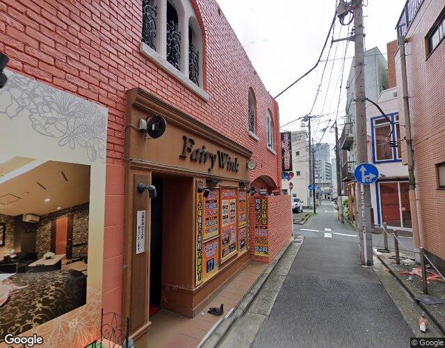 フェアリーウィンク 右側からの外観