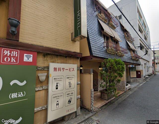 ホテルヴィクトリアコート元町 右側からの外観