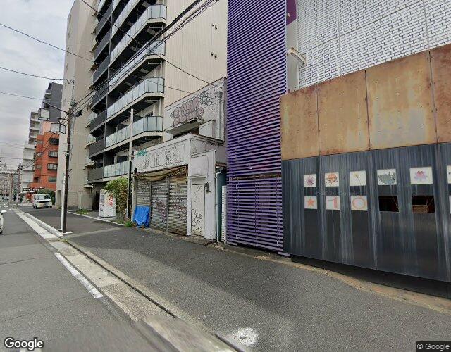 セアン横浜 右側からの外観