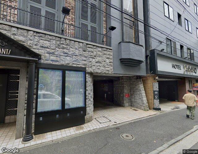 HOTEL CANTI 右側からの外観