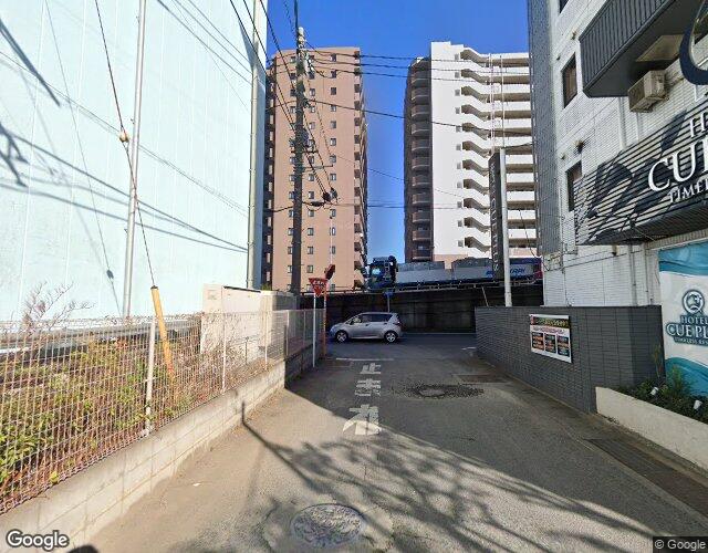 HOTEL CUEPLUS厚木 右側からの外観