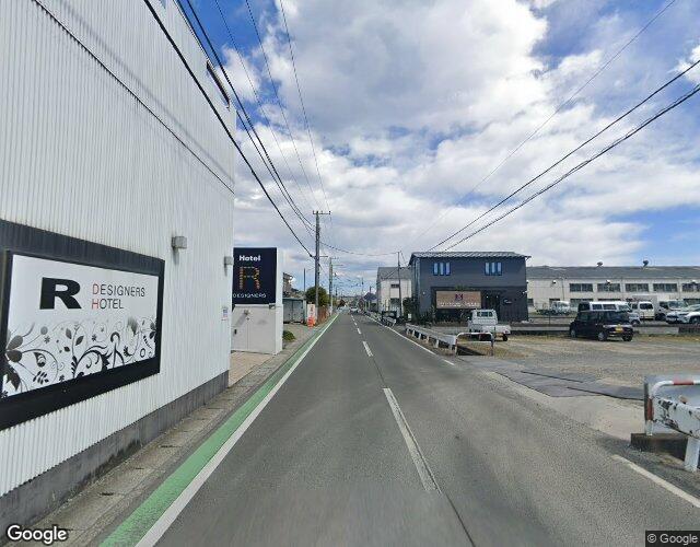 デザイナーズホテルR 右側からの外観