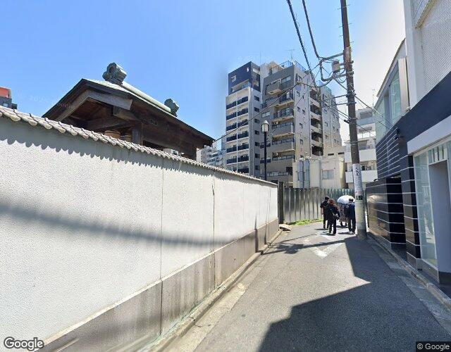 HOTEL MOA 右側からの外観