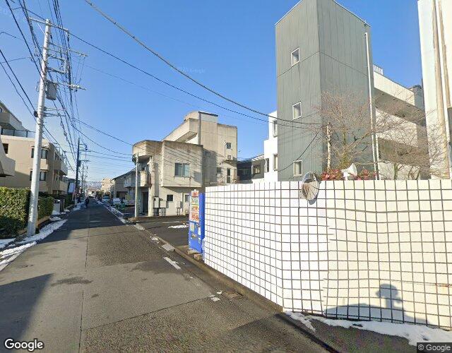 ザ・ウェーブ 左側からの外観