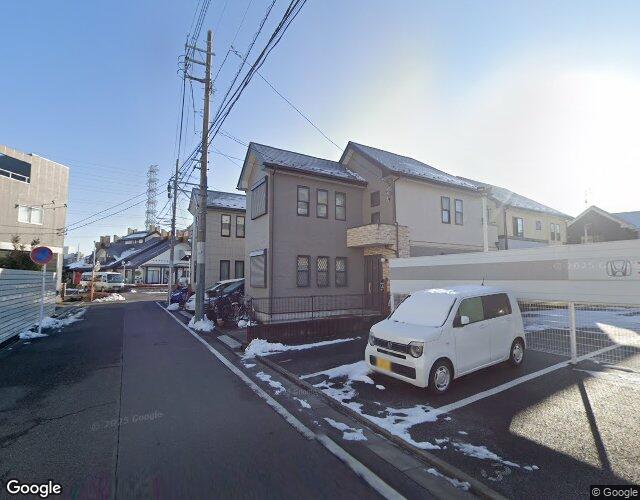 ザ・ウェーブ 右側からの外観