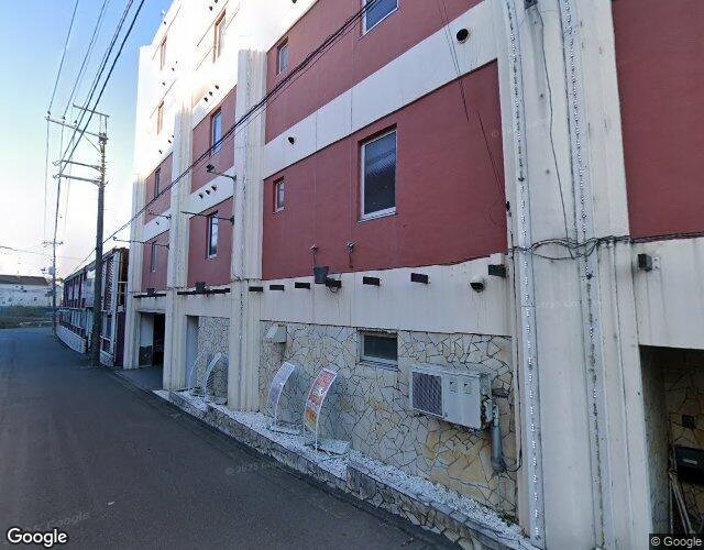 ラブフェアリー 左側からの外観