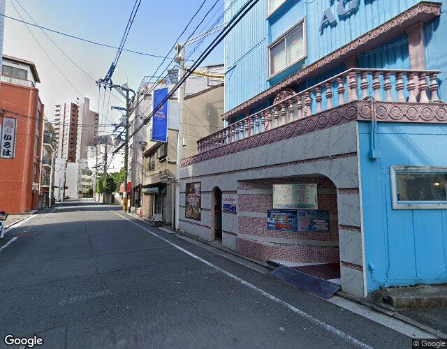 AQUA 左側からの外観