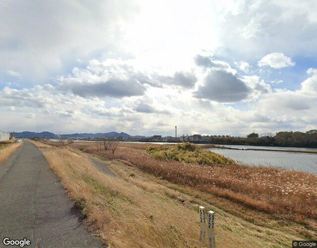 USA 裏側からの外観