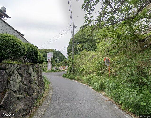 ホテルラブリー周東中山店 左側からの外観
