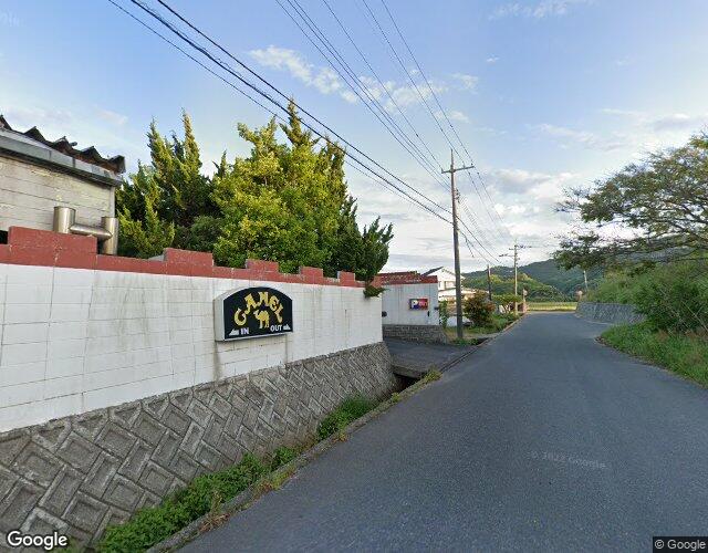 キャメル 裏側からの外観