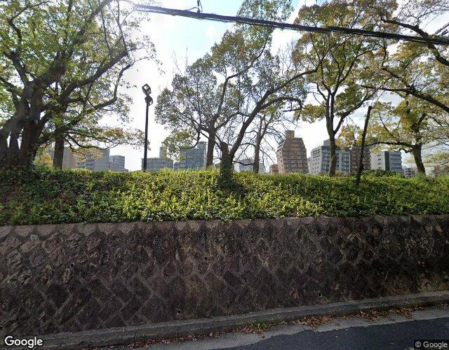 カルティニX 左側からの外観