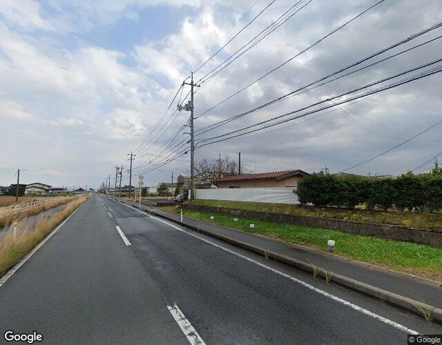 ホテル シャトル 右側からの外観
