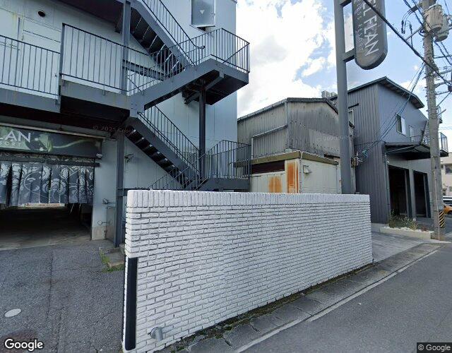 HOTEL FLAN（フラン）【HAYAMA HOTELS】 左側からの外観