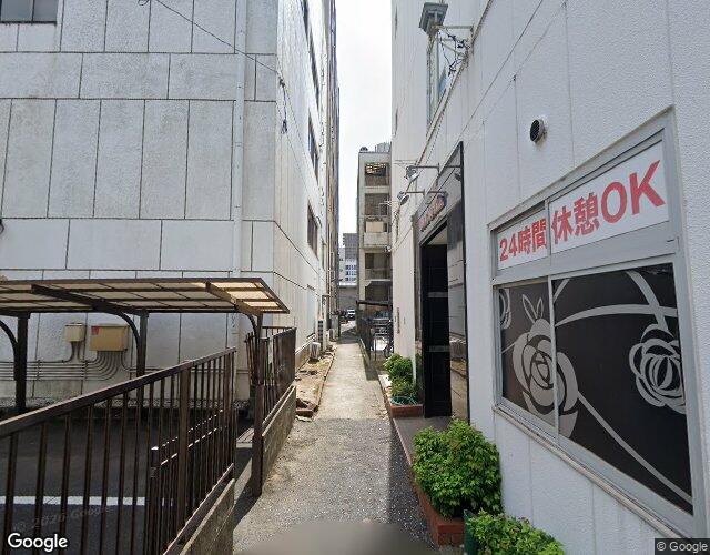 タウンホテル 裏側からの外観