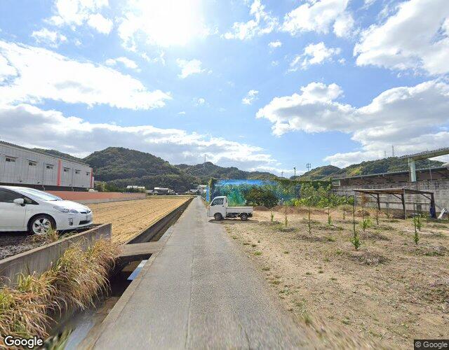 アイエル 裏側からの外観