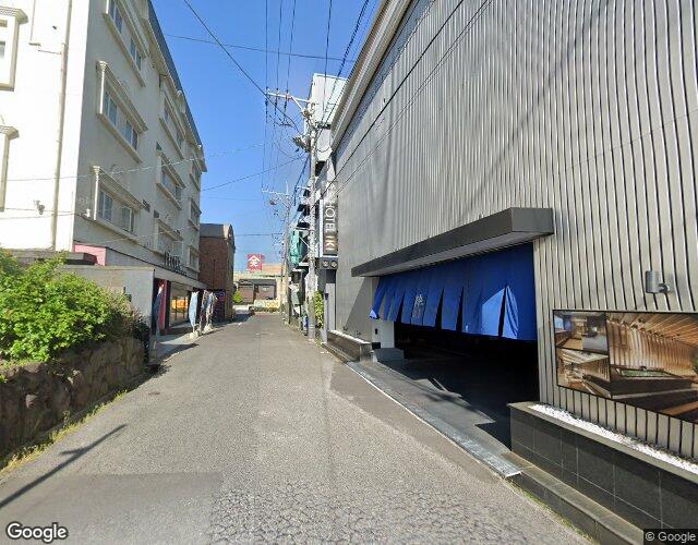 HOTEL 粋 （イキ）【HAYAMA HOTELS】 右側からの外観