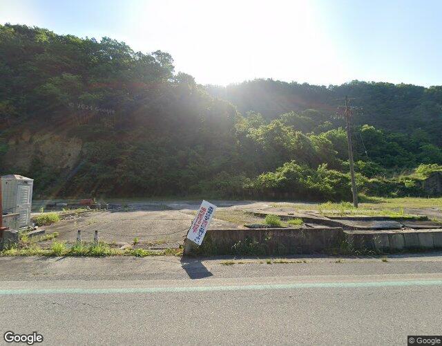 The VILLA 右側からの外観
