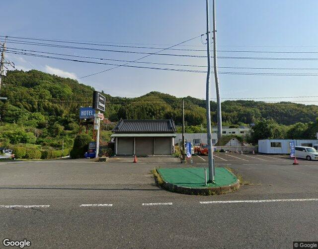日国 裏側からの外観