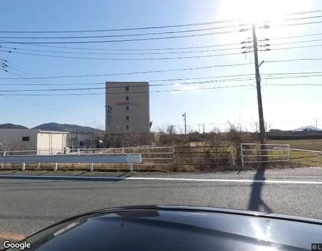 ビラ 裏側からの外観
