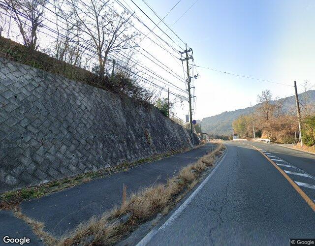 モア＆モア 裏側からの外観