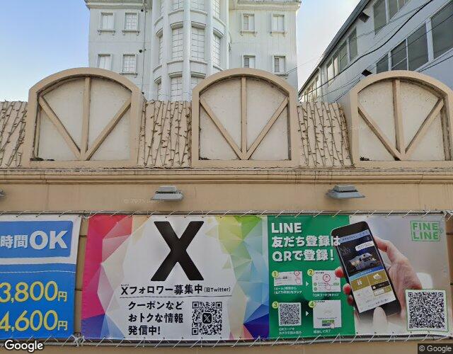 ホテル GLOW 裏側からの外観
