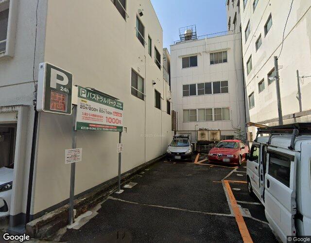 ホテル RAN 裏側からの外観