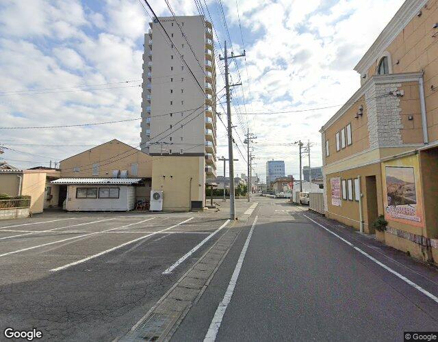 アプリコットグランデ 右側からの外観