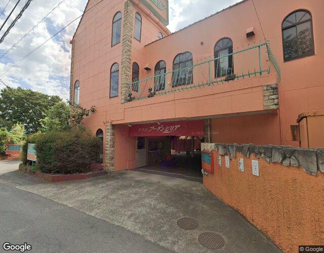 テラスブーゲンビリア 右側からの外観