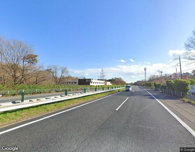 ホテル プチ モーム 裏側からの外観