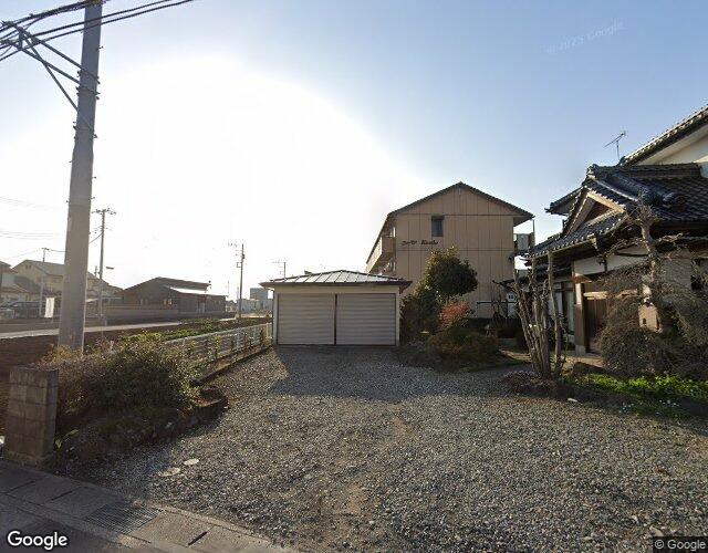 ホテル M’s 左側からの外観