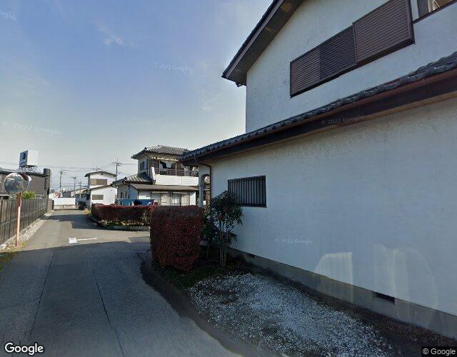 ティンカーベル 小山店 右側からの外観