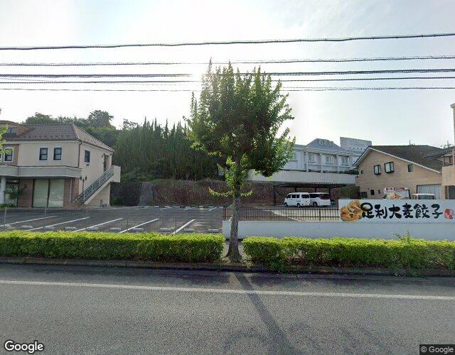 ホテル ウィンザー 右側からの外観