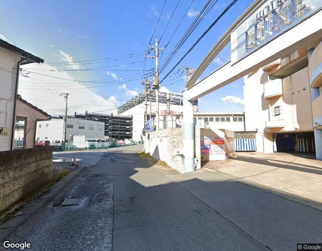 Luxe 左側からの外観