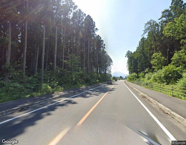 KJワールド 左側からの外観