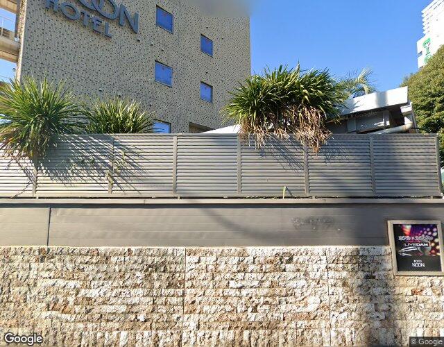HOTEL NOON 左側からの外観